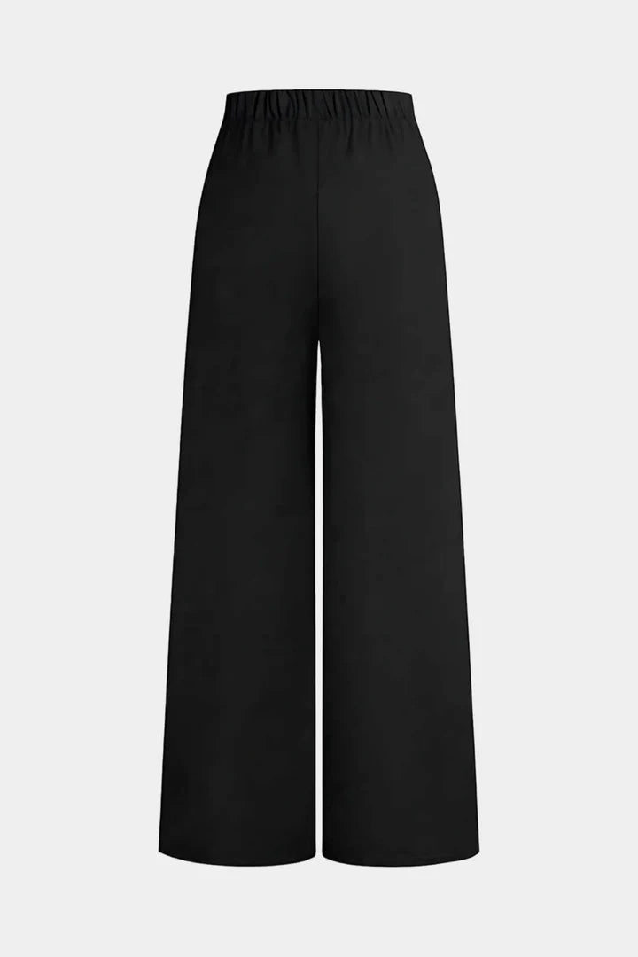 Solid trousers with a belt and wide legs