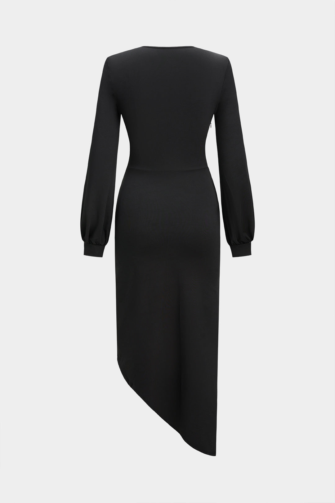 Asymmetrische midijurk met V-hals, ruches en lange mouwen