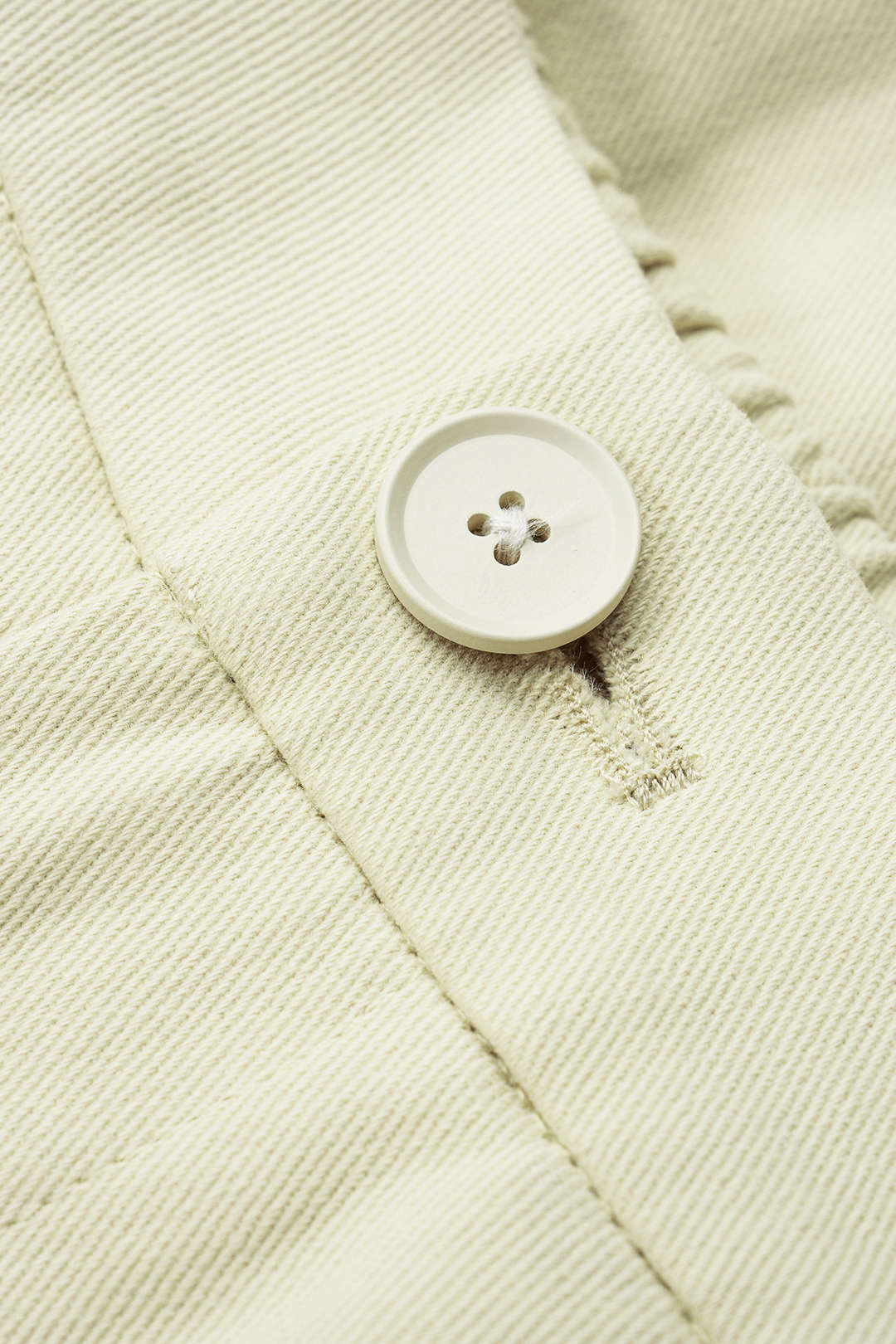 Broek met smokwerk en trekkoord