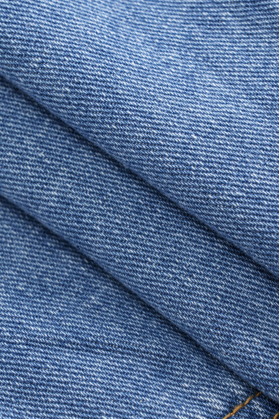 Denim asymmetrische rok met zakken en knoopjes