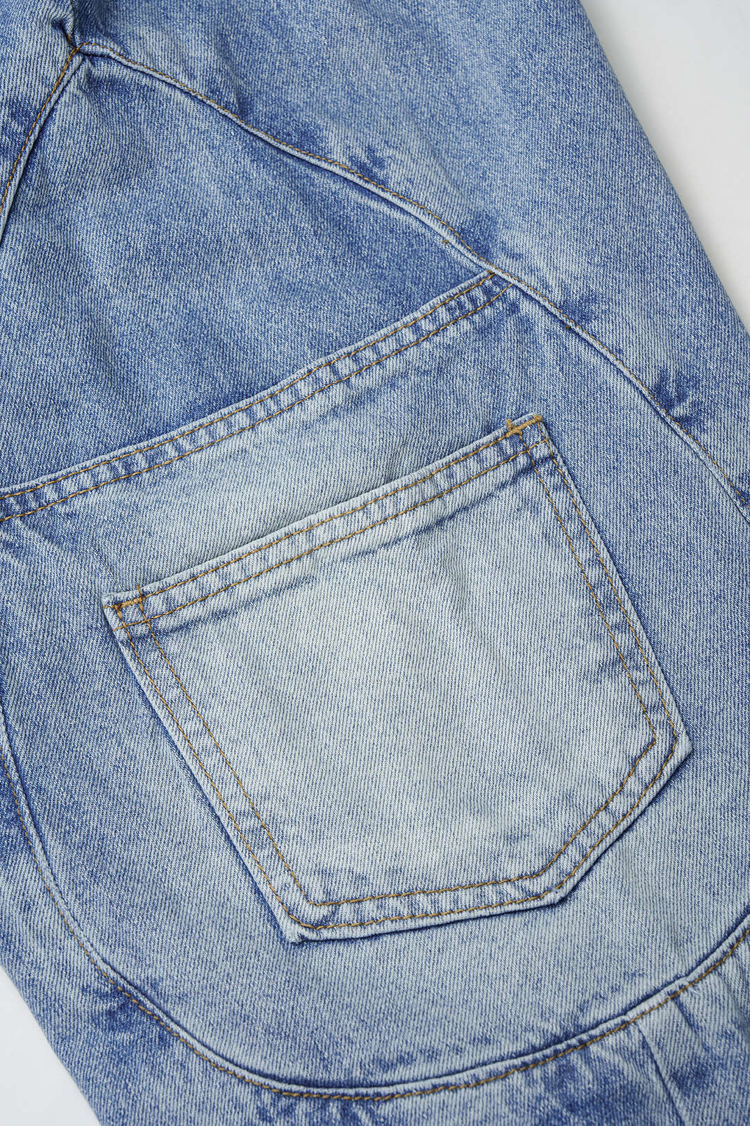 Jeans met zakken, hoge taille en wijde pijpen
