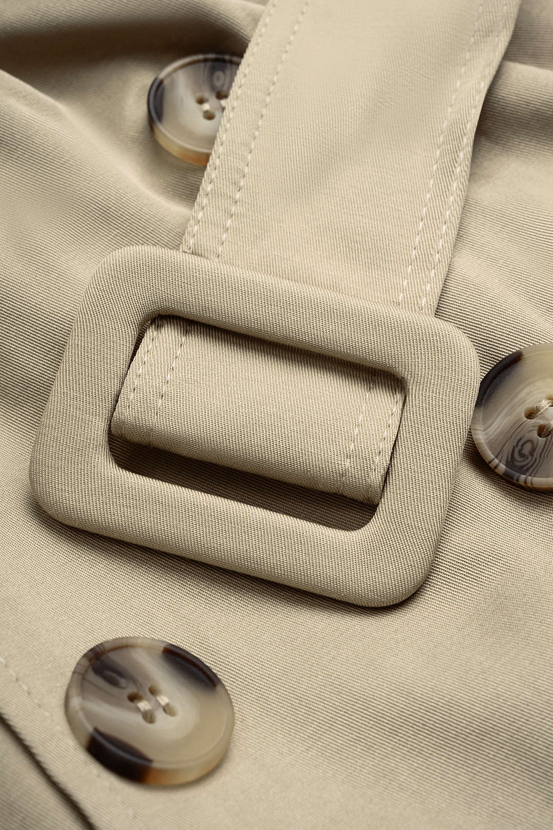 Strapless top met asymmetrische zoom