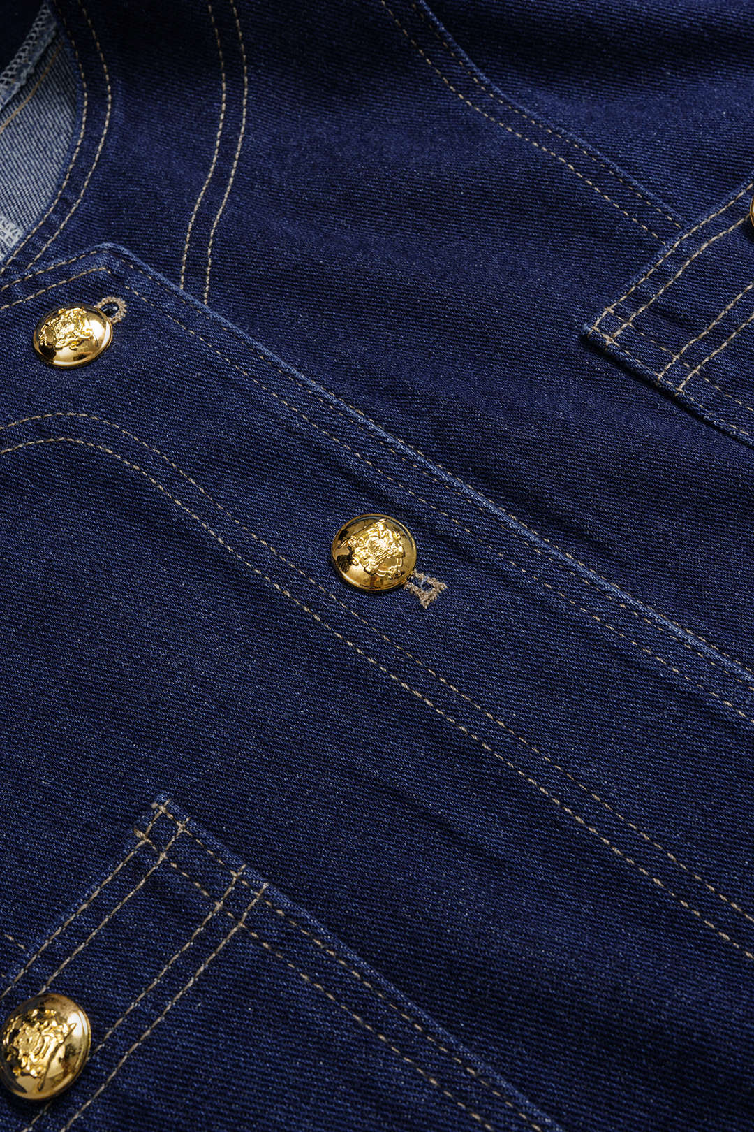 Denim metallic item met knoopjes en zakken