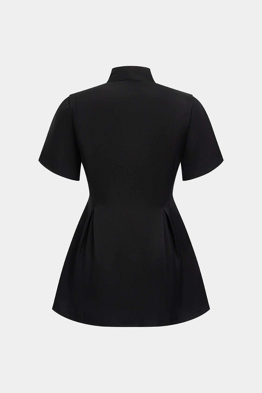 Asymmetrische blouse met knoopjes en korte mouwen