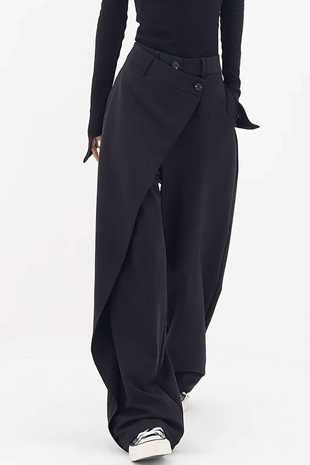 Broek met drapering, wikkelmodel en rechte pijp