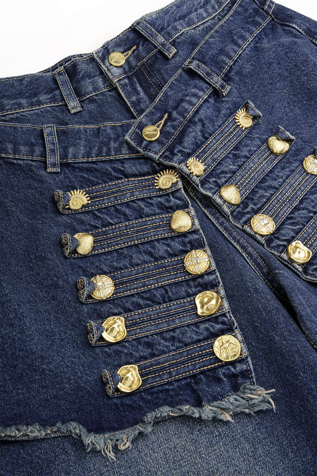 Uma - Jeans met knoopjes en wijde pijpen