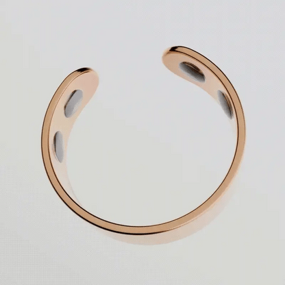 Calmi Ring – The natural menopause solution