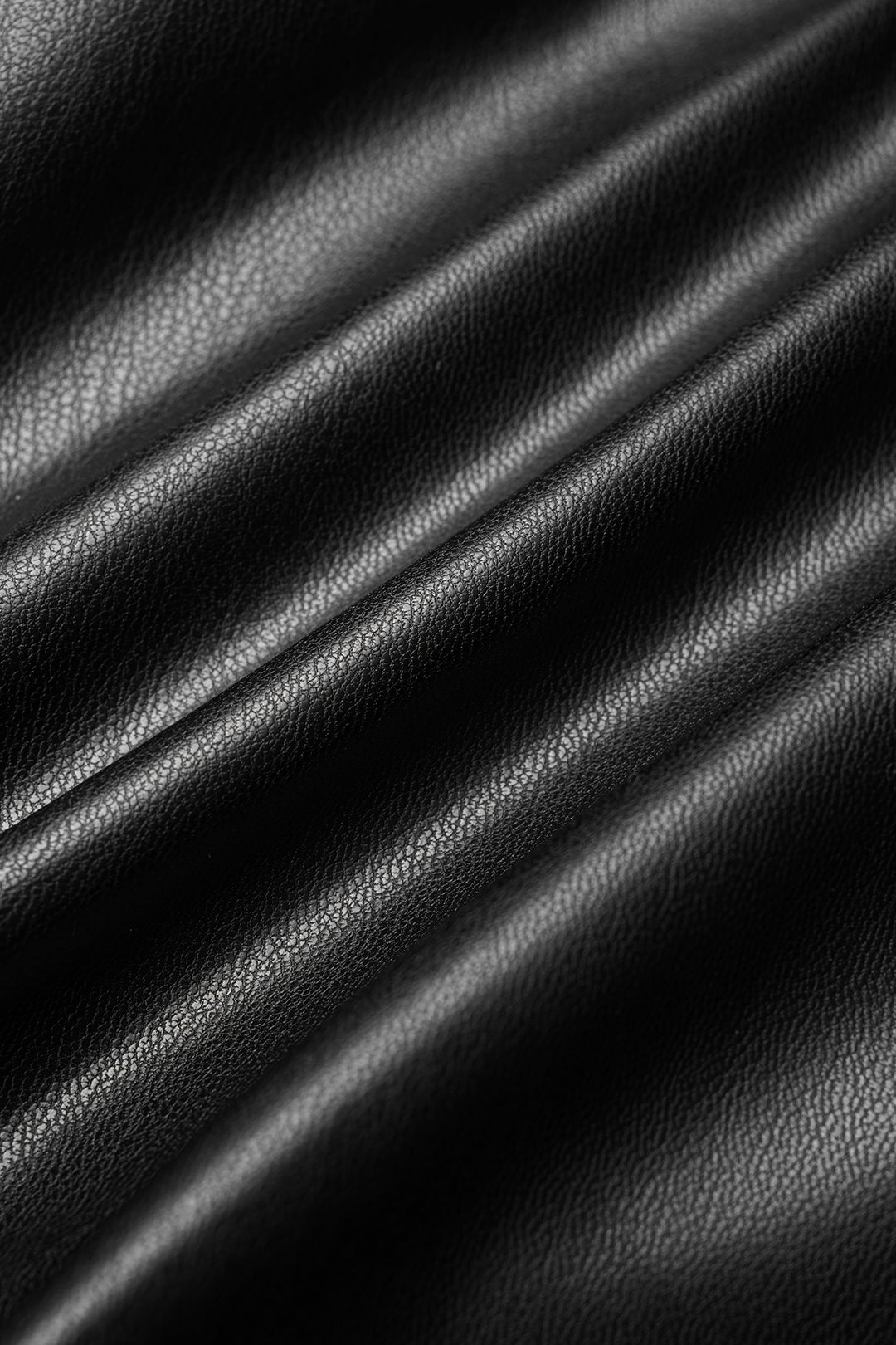 Leren-look metallic body met ruches en kettingdetail