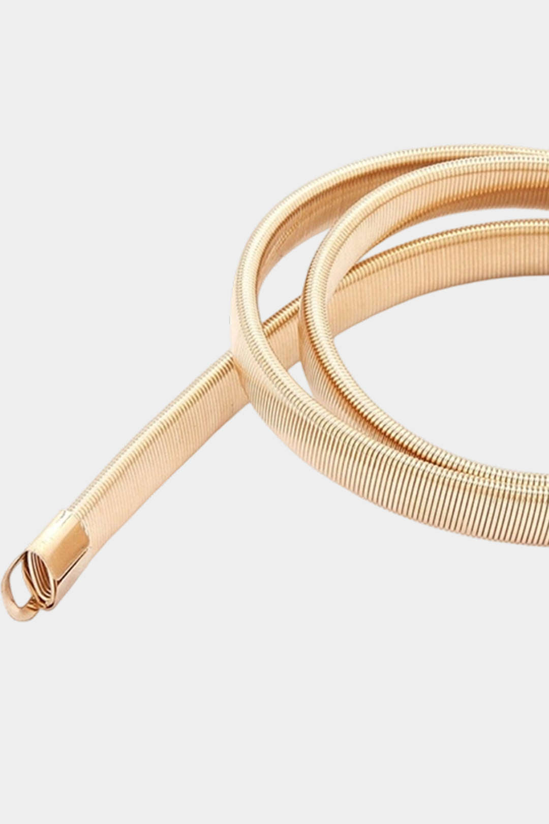 Metallic item met strik en kettingdetail