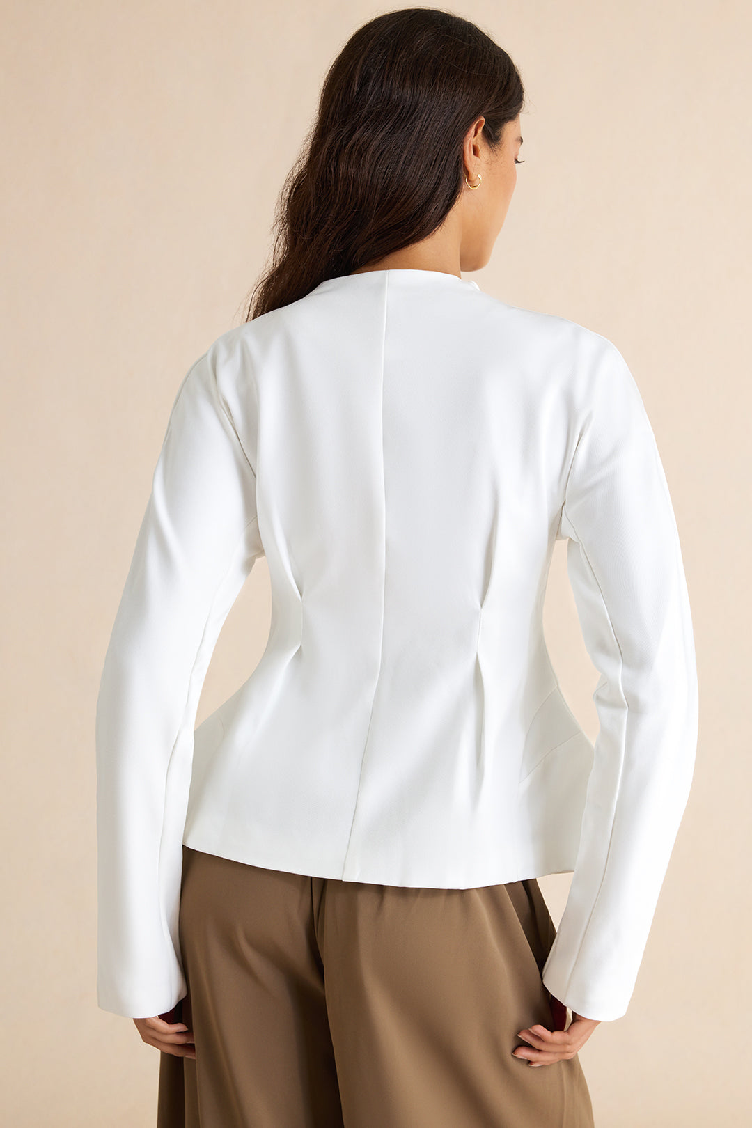 Lieke - Effen blazer met uitsnijding