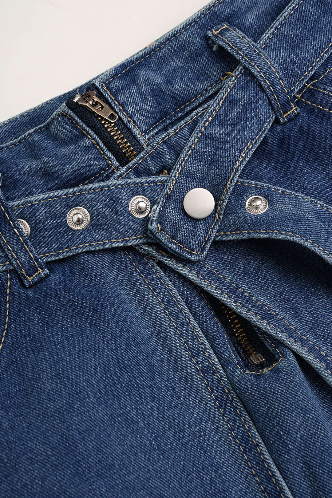 Denim rok met riem en rits