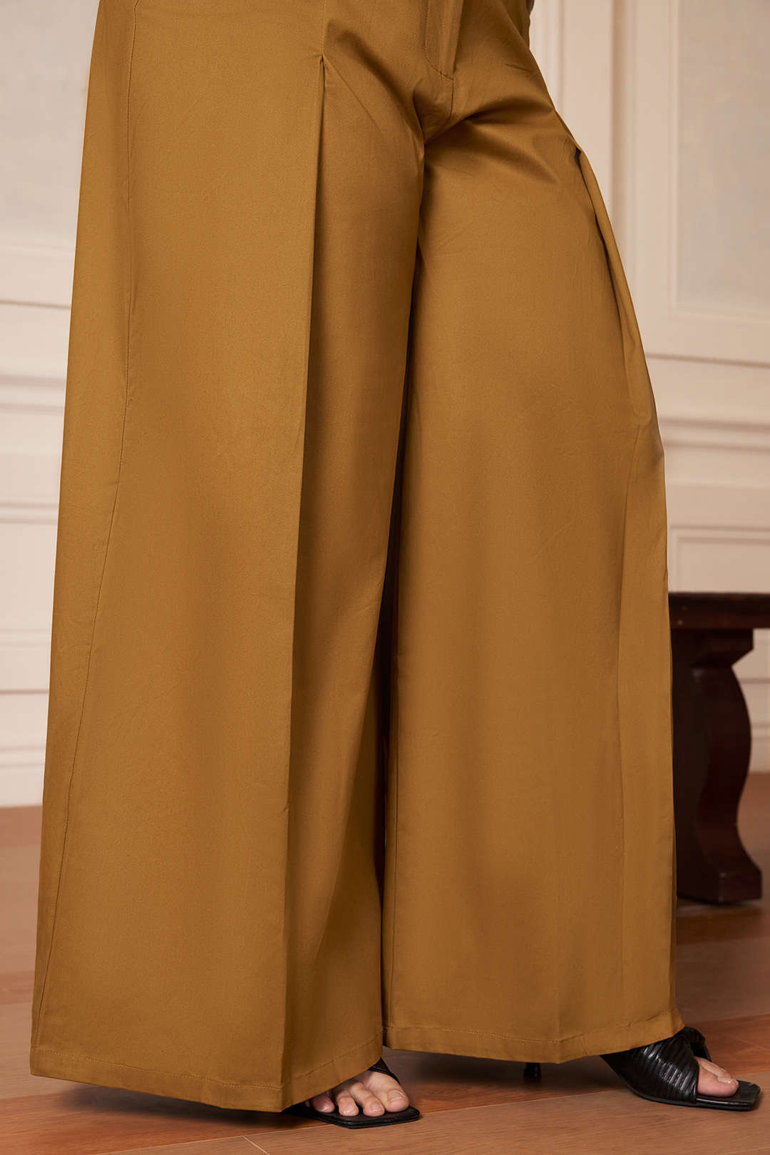 Pantalon met ruches en rits