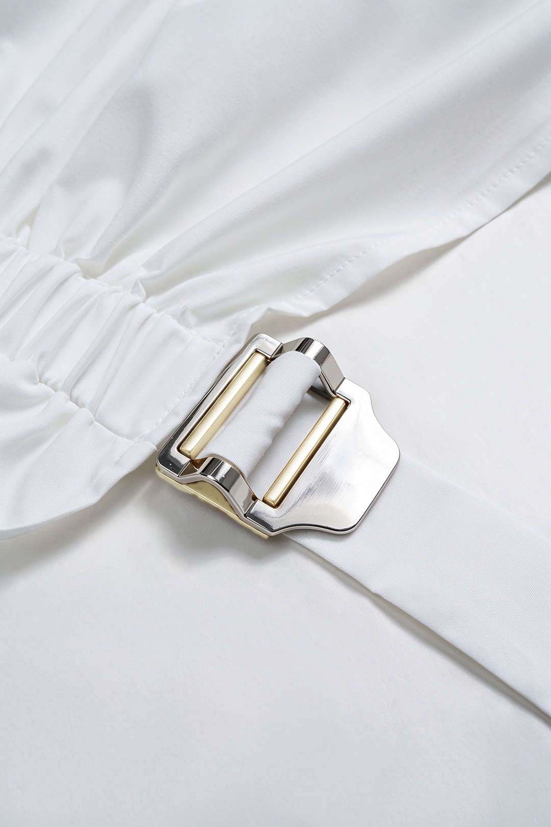 Roos - Blouse met ruches, trekkoord en lange mouwen
