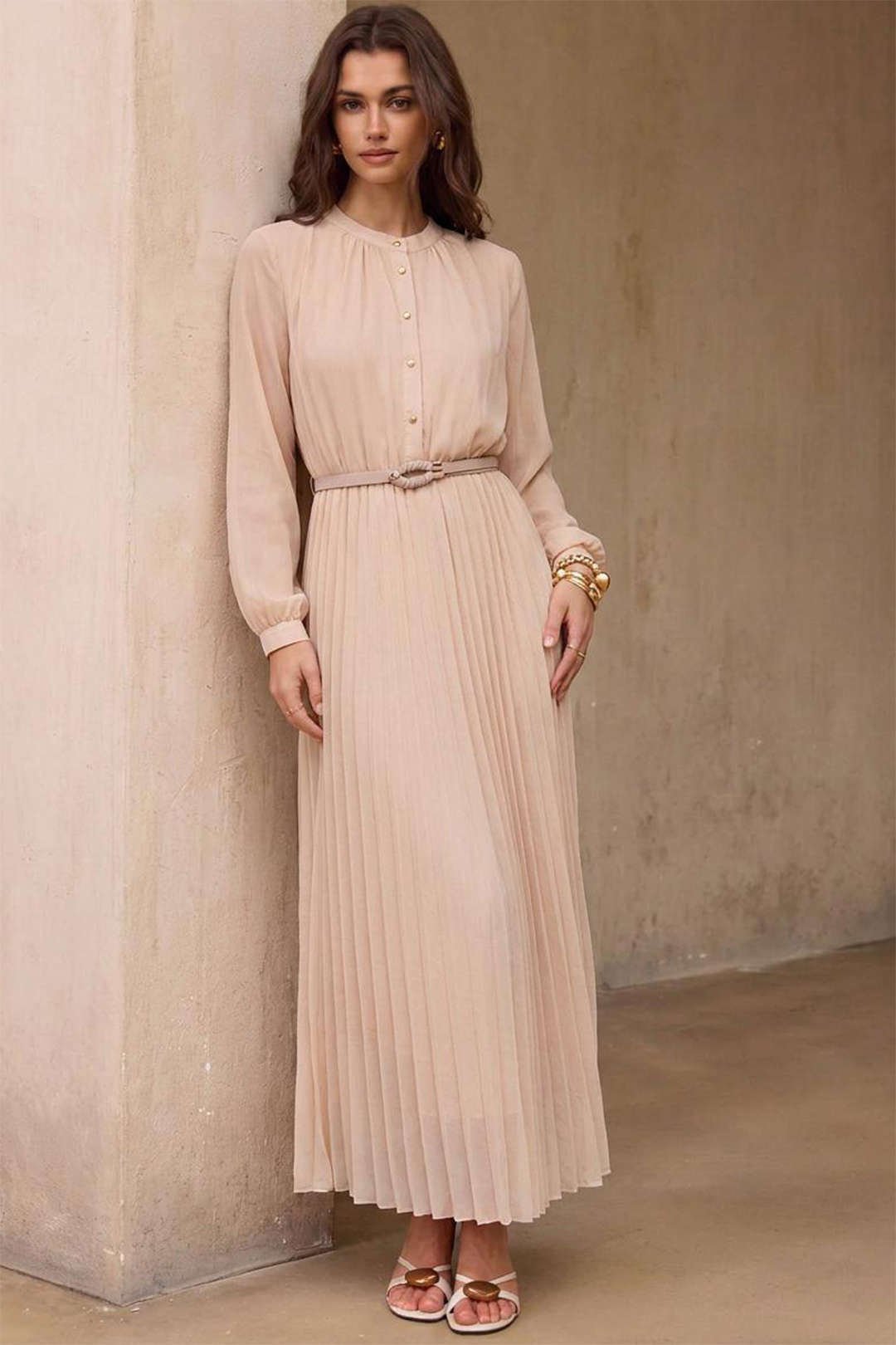Chiffon geplooide midijurk met ronde hals en riem