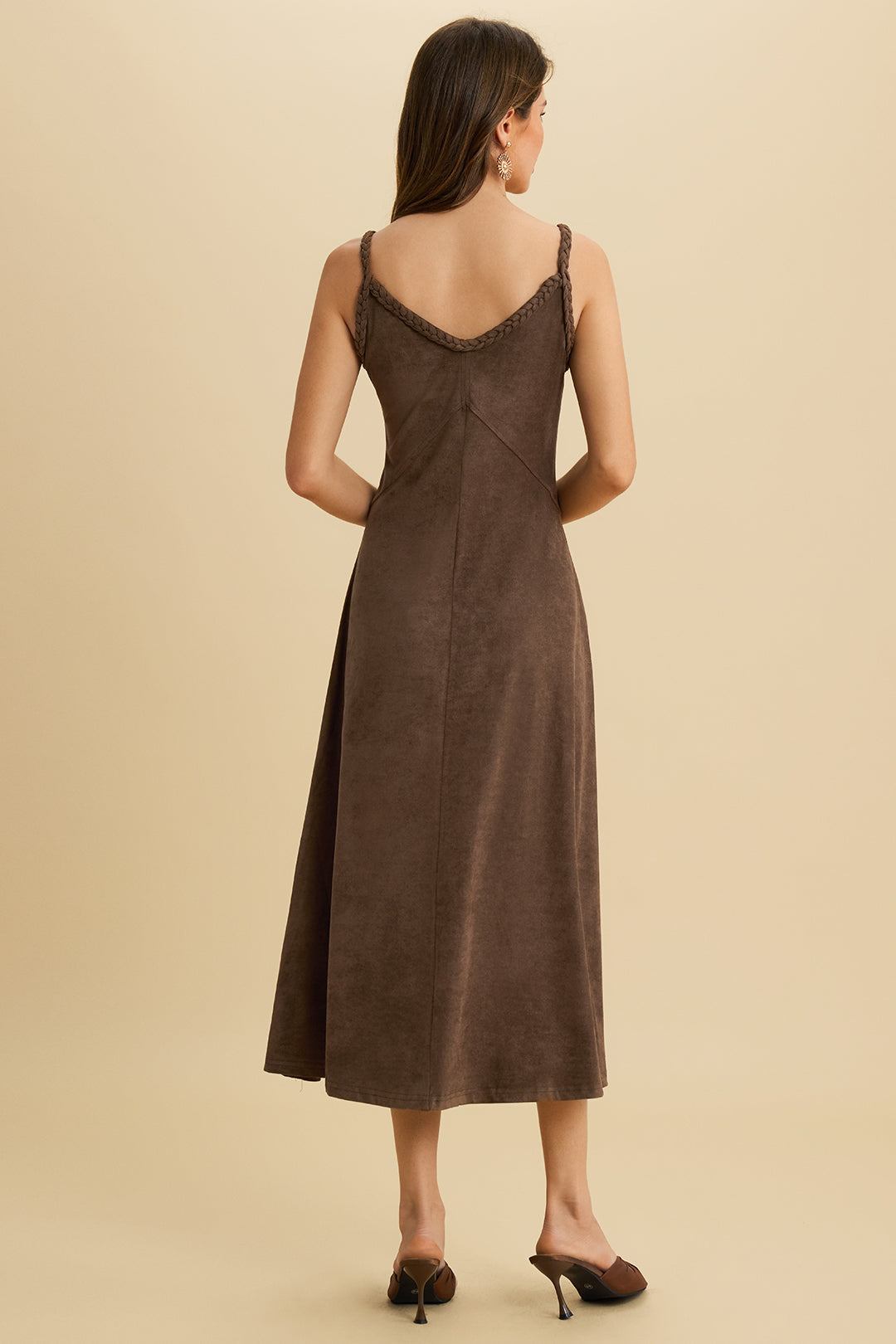 Suède mouwloze midijurk met gedraaid detail en knoopdetail