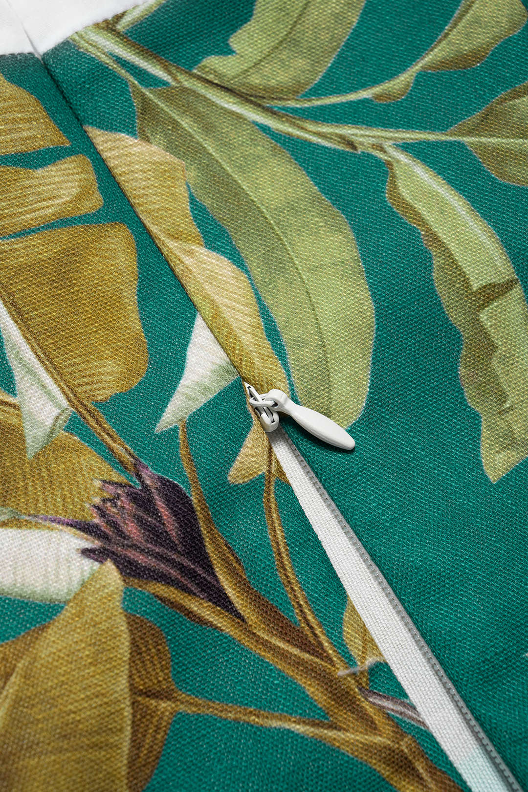 Tara - Blouse met V-hals en korte mouwen