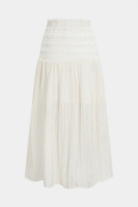 High-waisted skirt with a textured scalloped edge