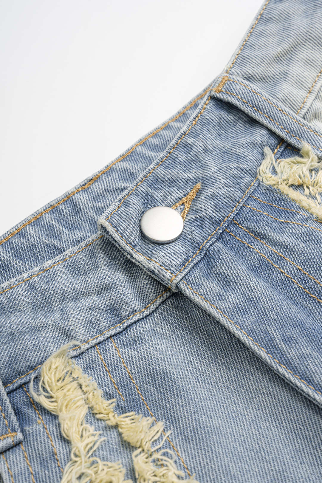 Jeans met rafelrand, zakken en ballonmodel