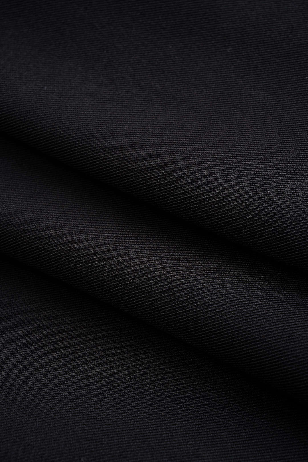 Metallic minijurk met gesp en getailleerde pasvorm