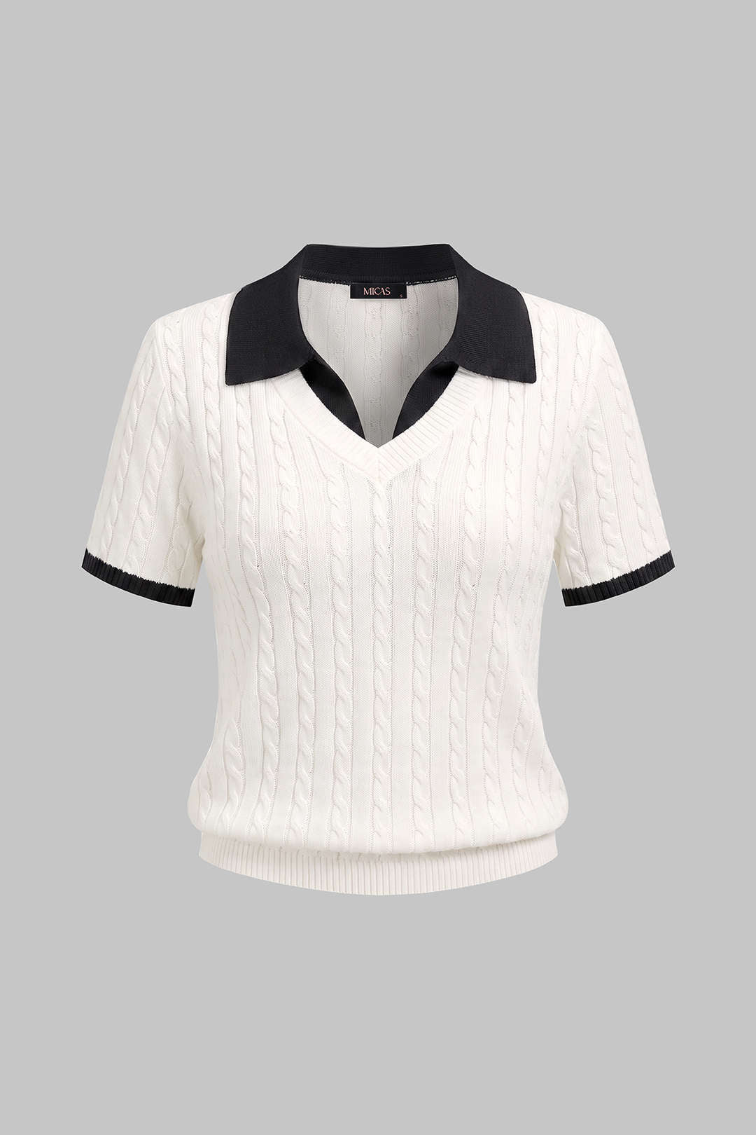 Gebreide top met revers en korte mouwen