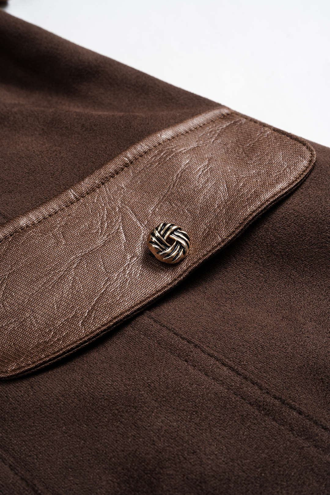 Leren-look suède minijurk met V-hals en riem