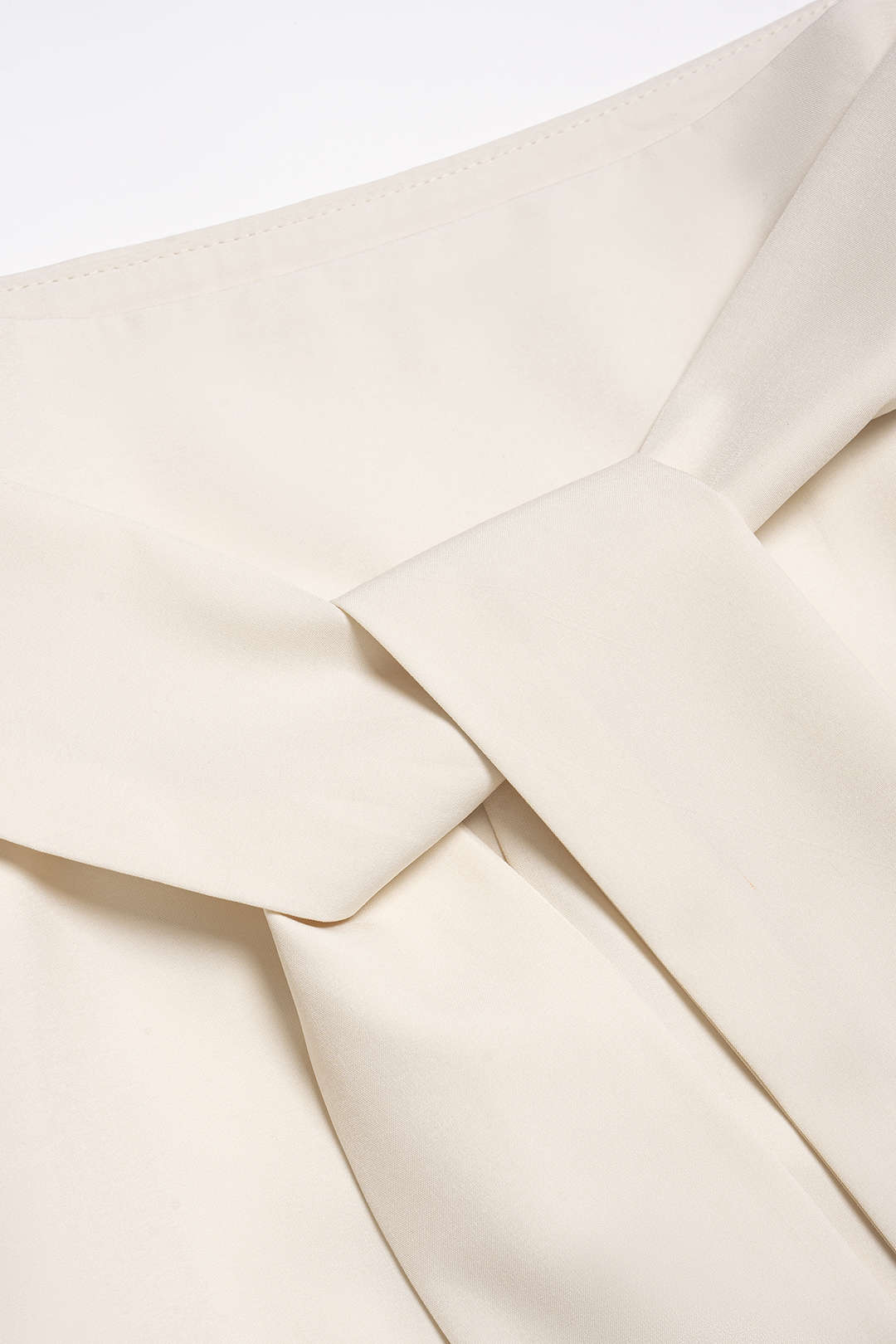 Rok met hoge taille, strik en ruches