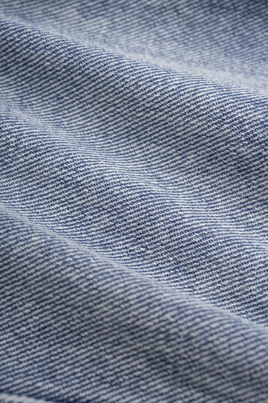 Esmee - Denim metallic jasje met knoopjes