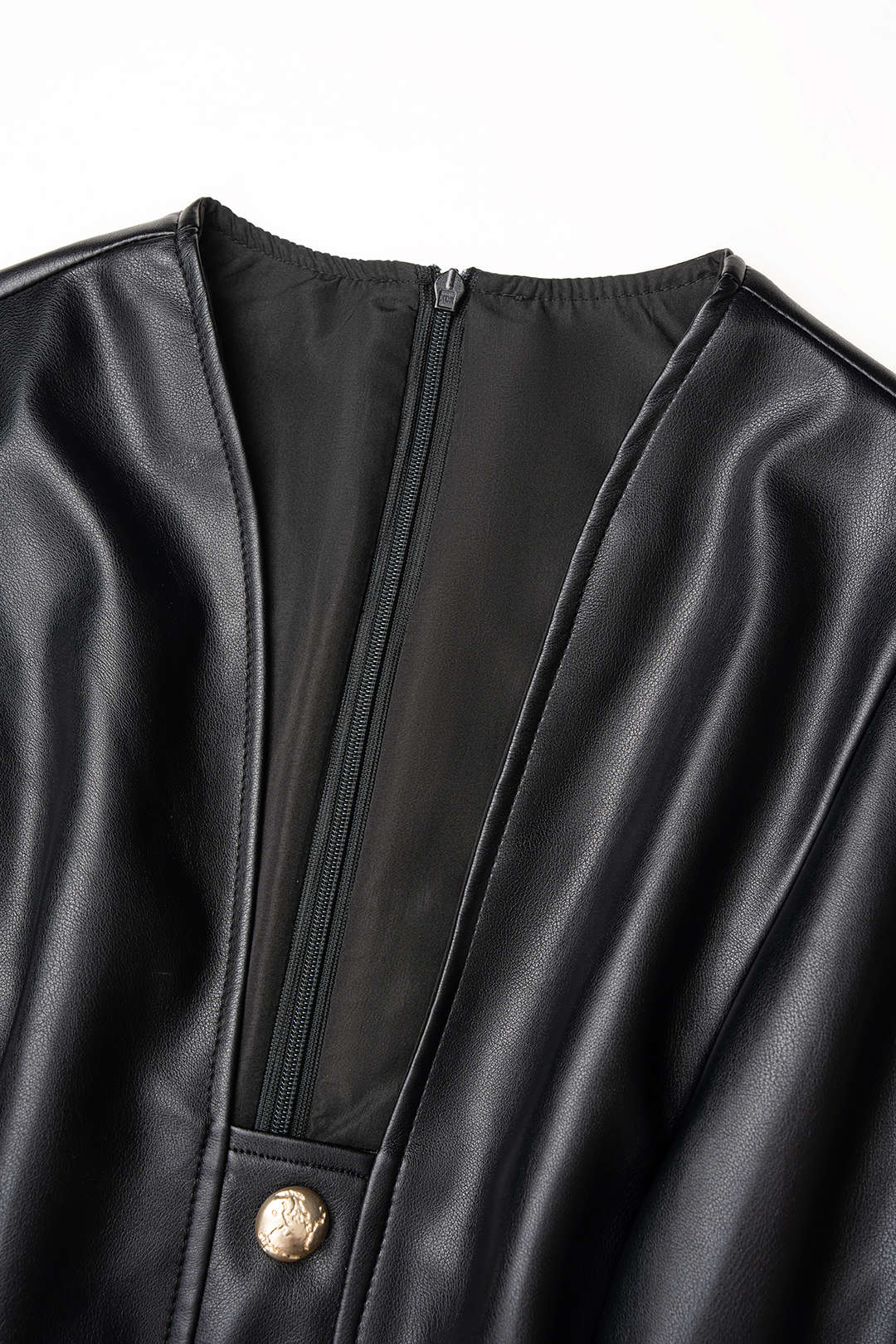 Leren-look metallic minijurk met knoopjes
