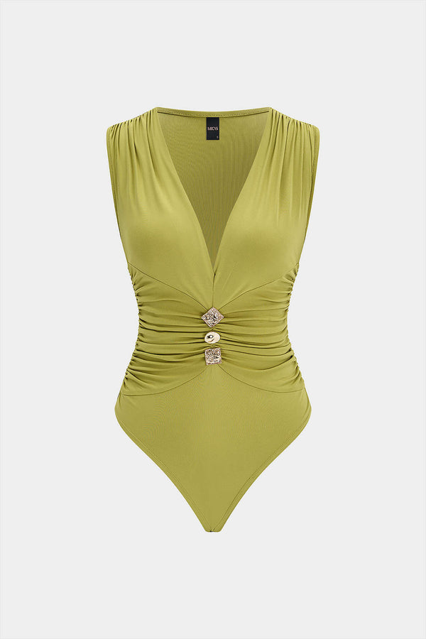 Metallic mouwloze body met V-hals, ruches en knoopjes