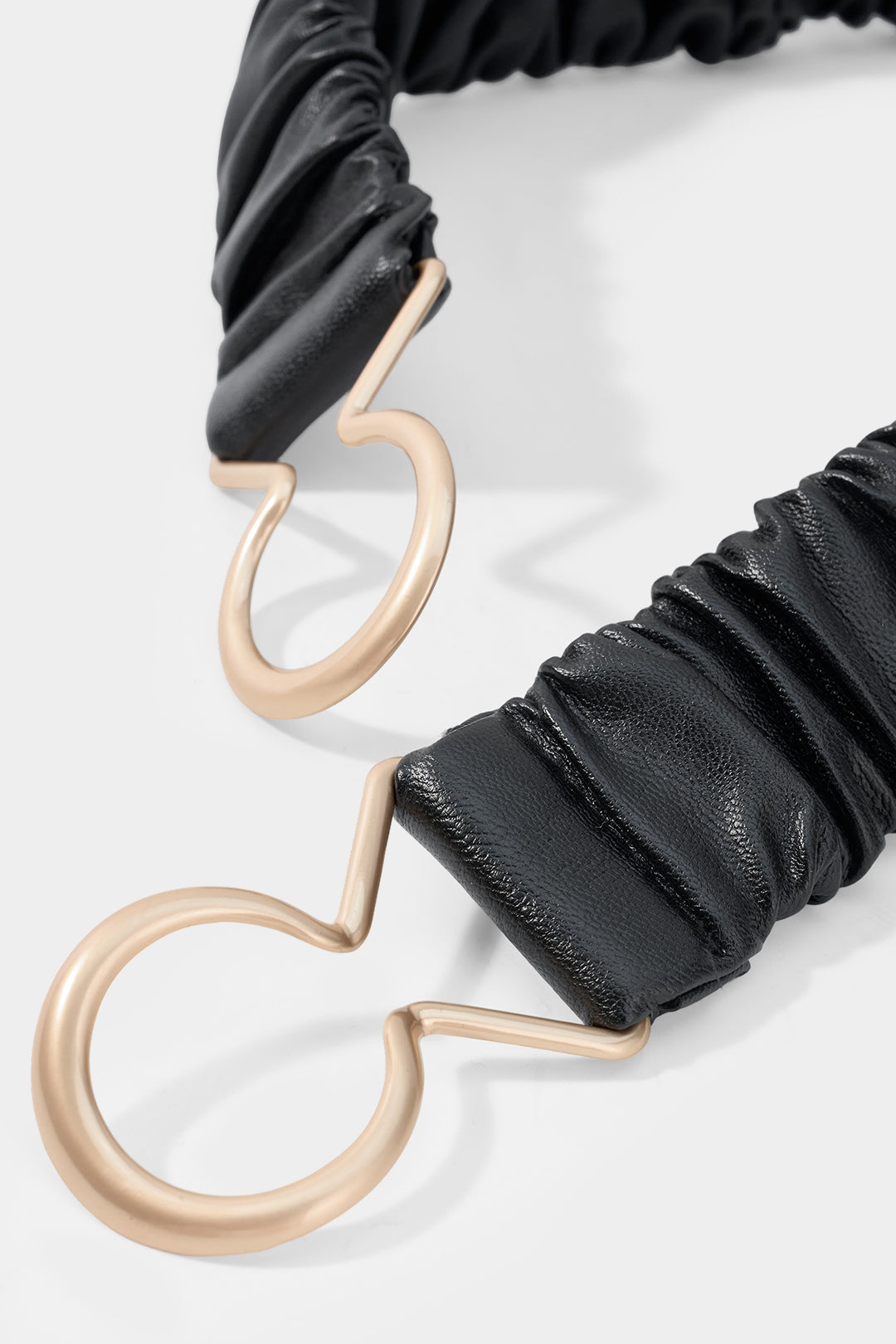 Bella - Leren-look top met riem