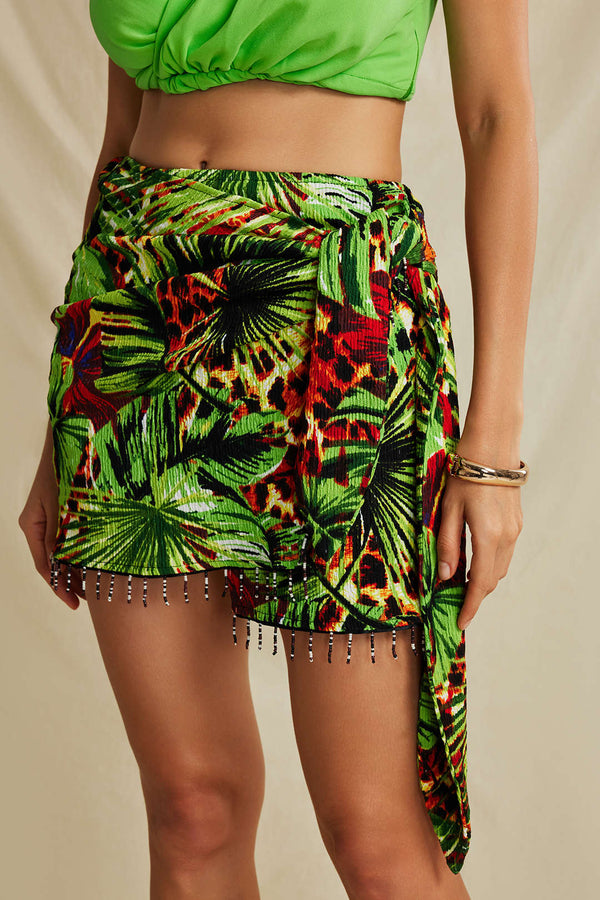 Minirok met franjes en knoopdetail