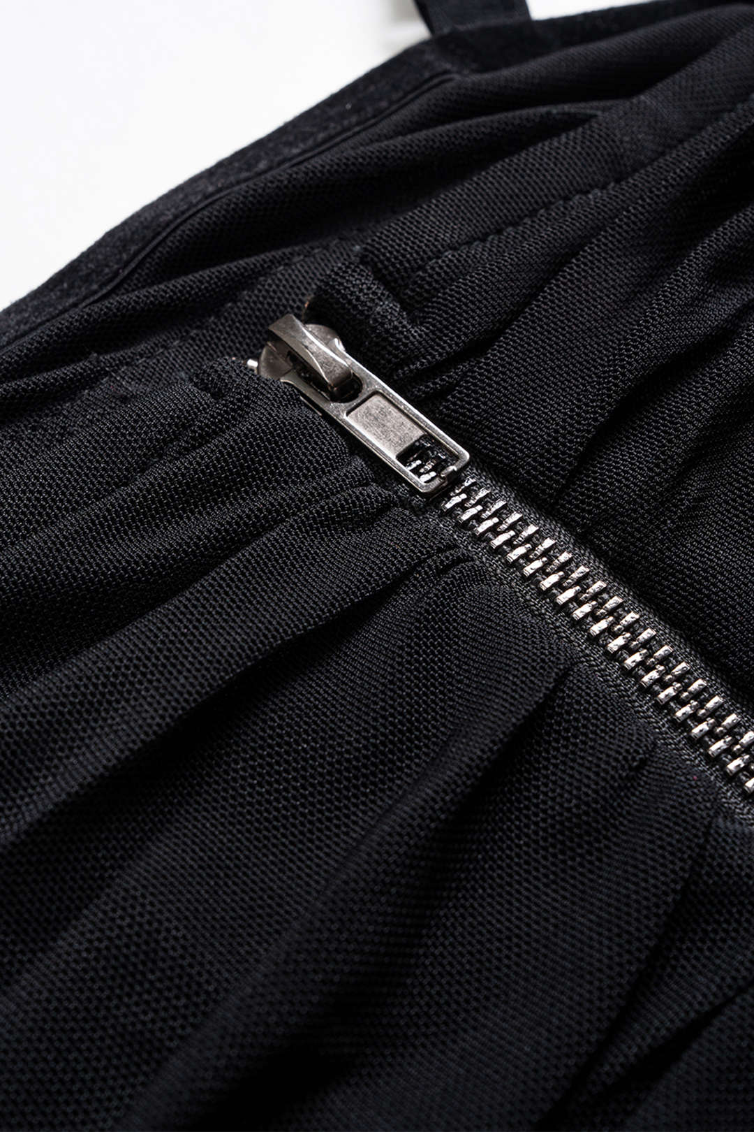 Asymmetrische mesh minijurk met ruches