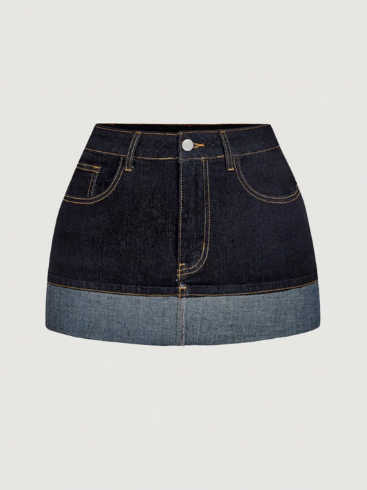 Denim skirt with pockets