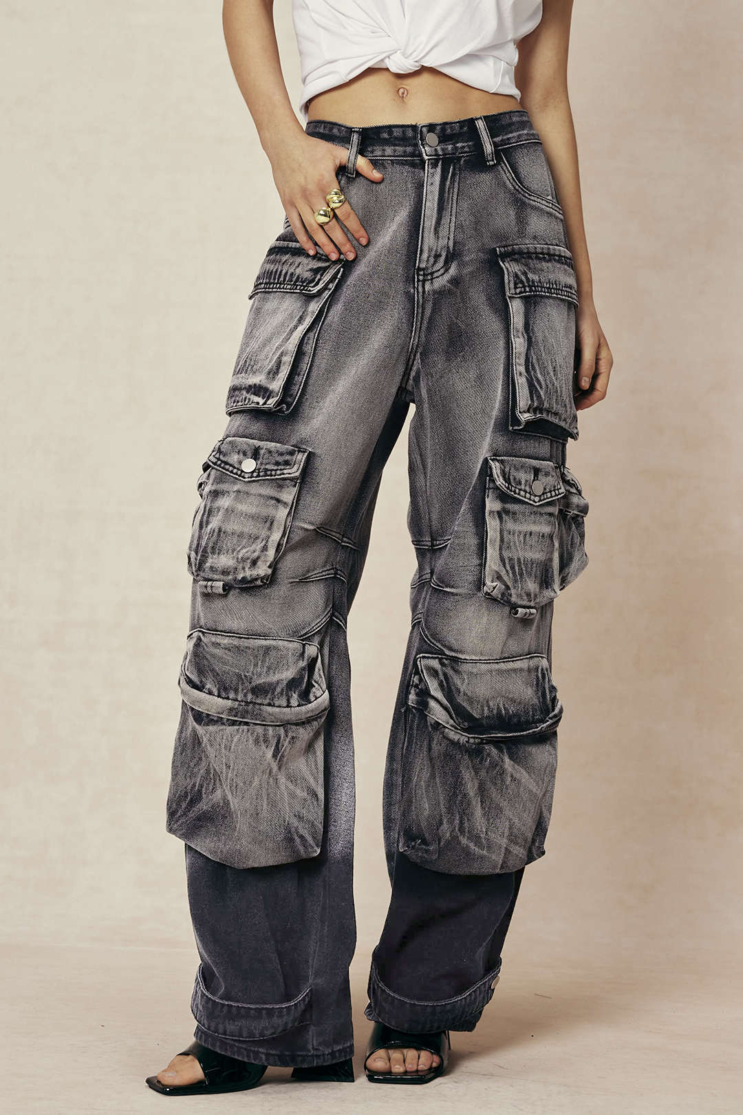 Gaia - Jeans met zakken, wijde pijpen en cargozakken