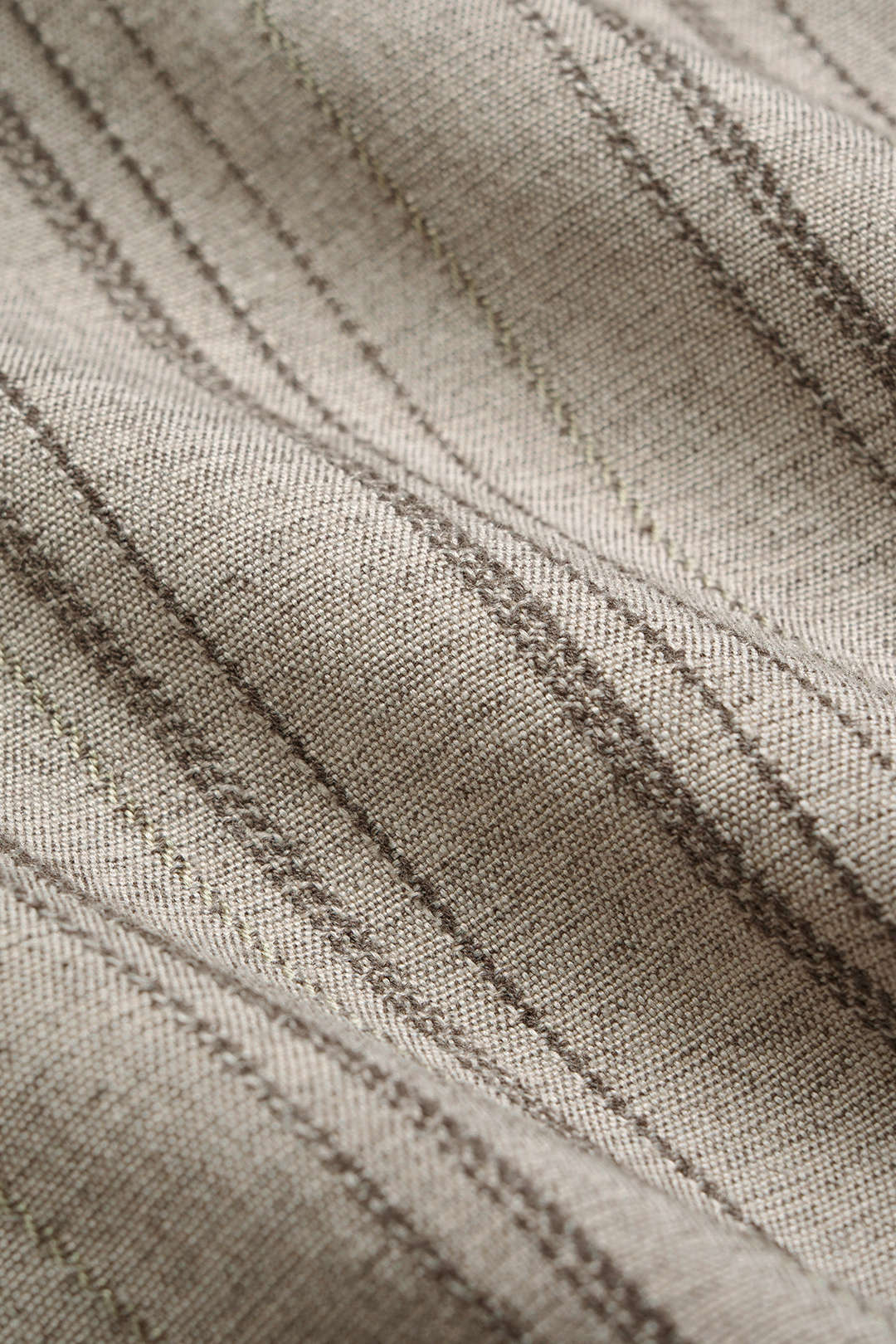 Gestreepte blazer met reverskraag en gedraaid detail