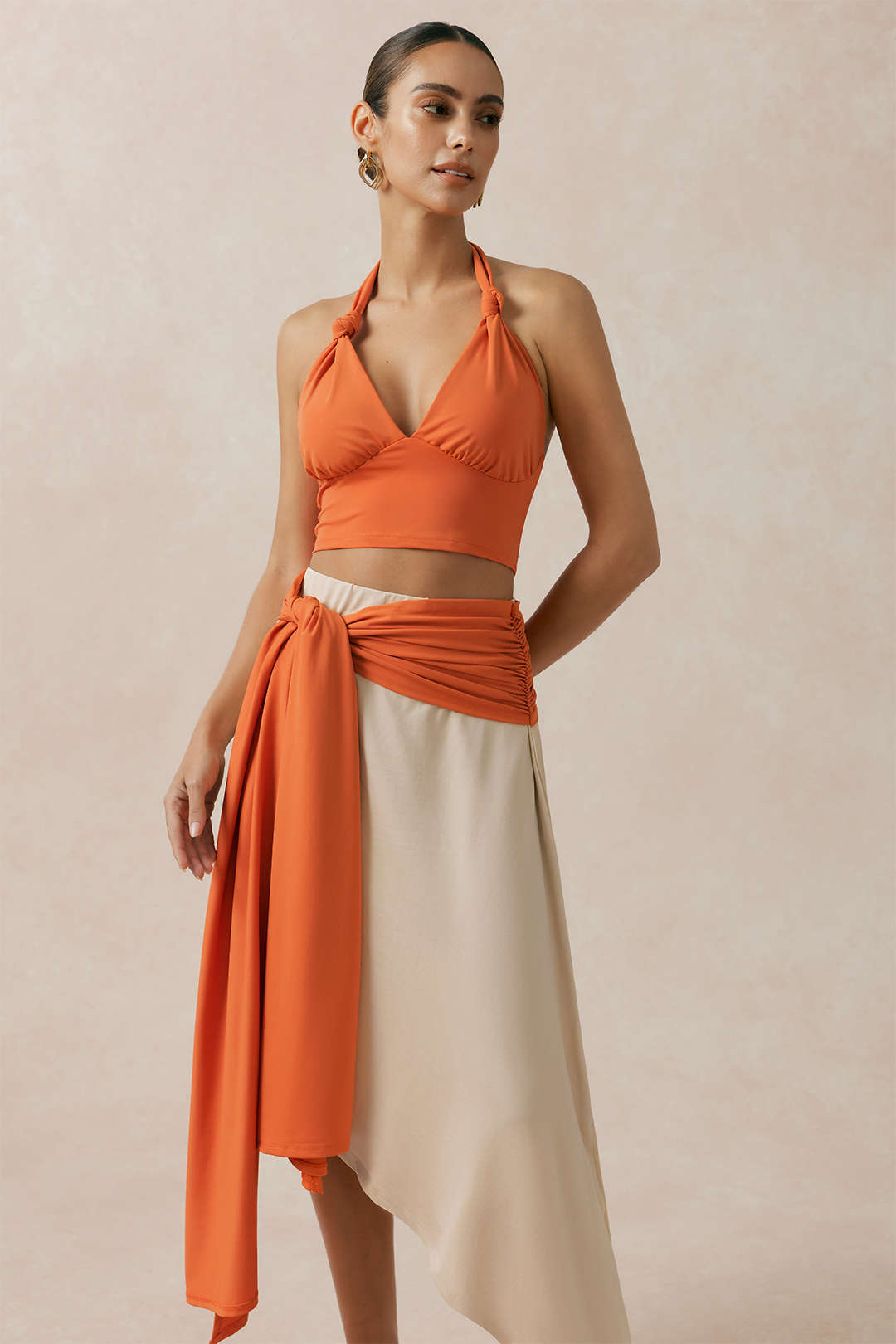 Asymmetrische set met tanktop en rok