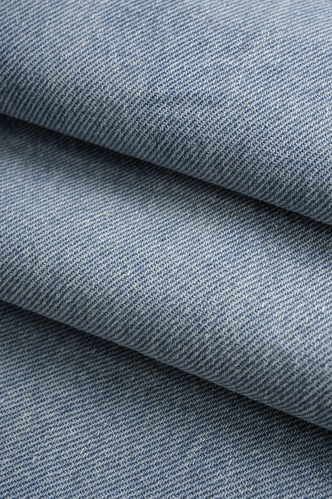 Jeans met rafelrand, zakken en ballonmodel