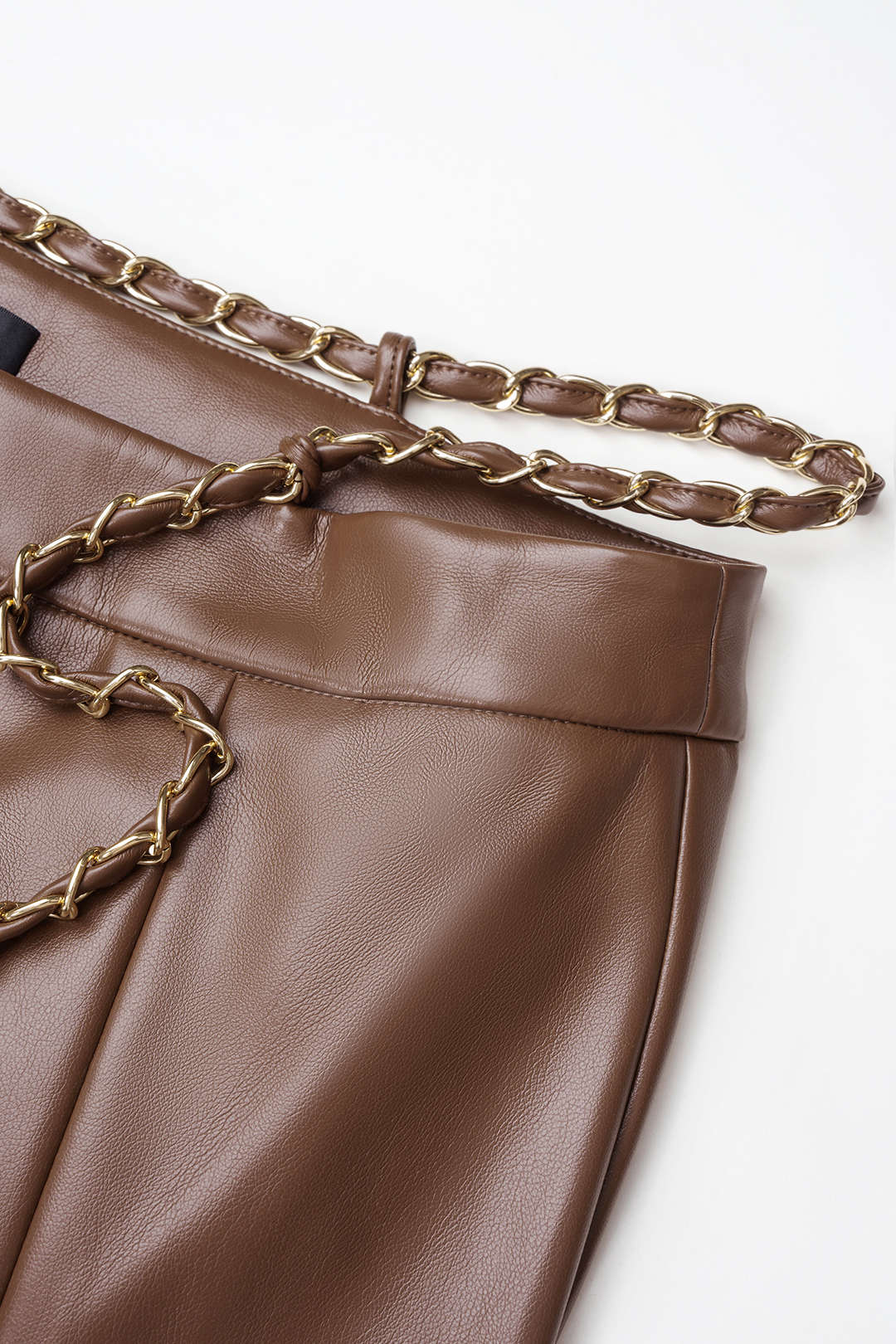 Leren-look broek met riem