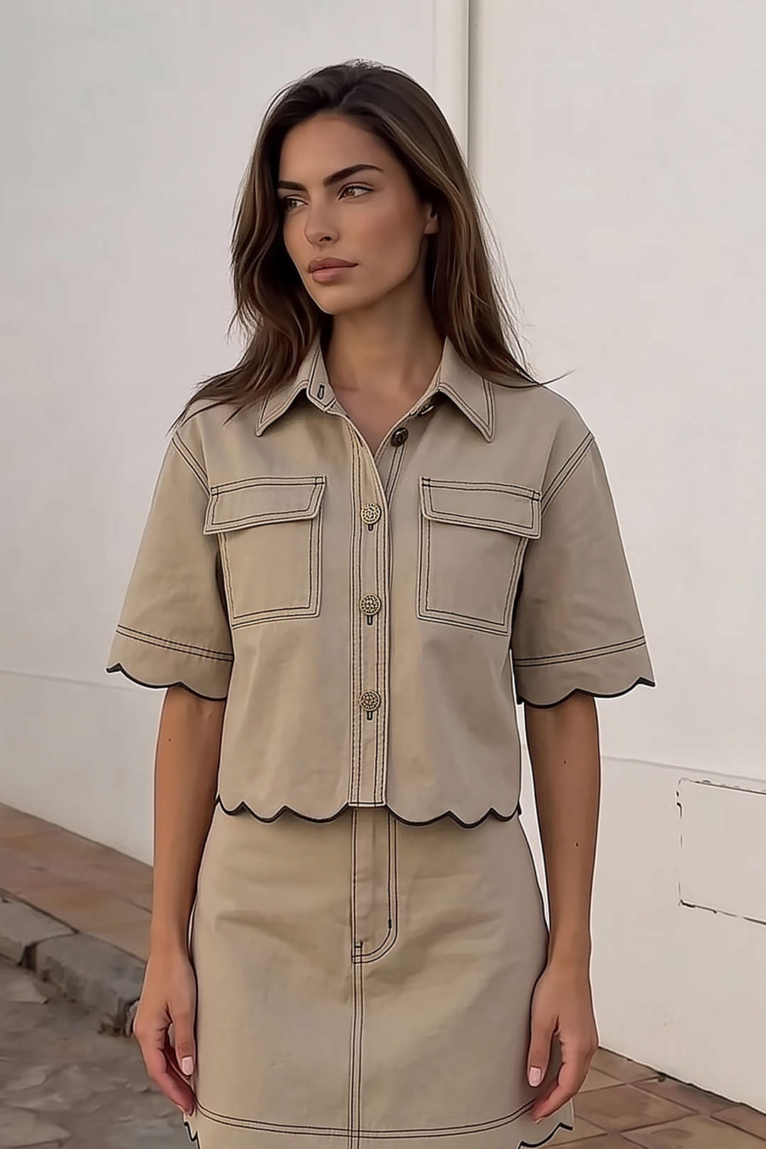Denim metallic blouse met knoopjes en korte mouwen