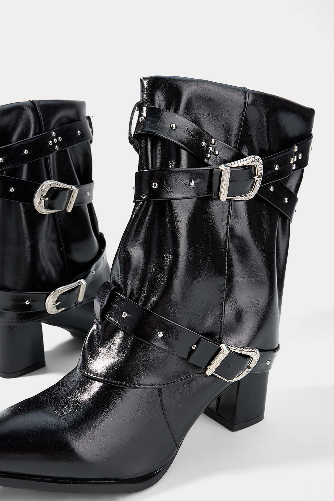 Laarzen met studs
