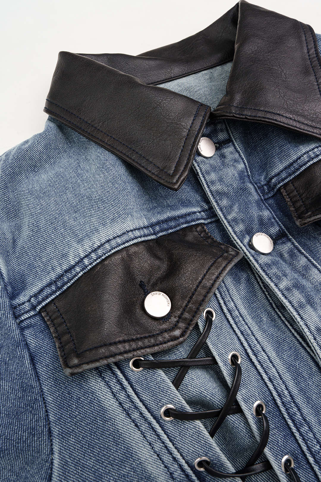 Denim patchwork jasje met strik