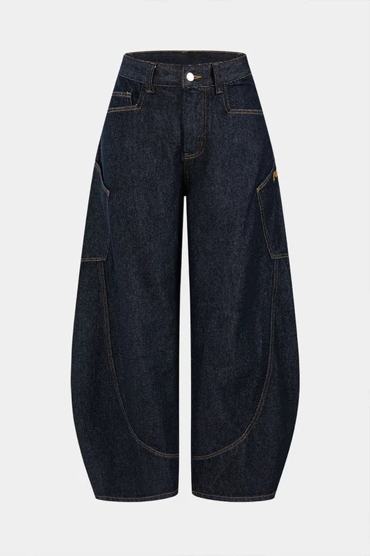 Denim jeans with wide legs and a washed look