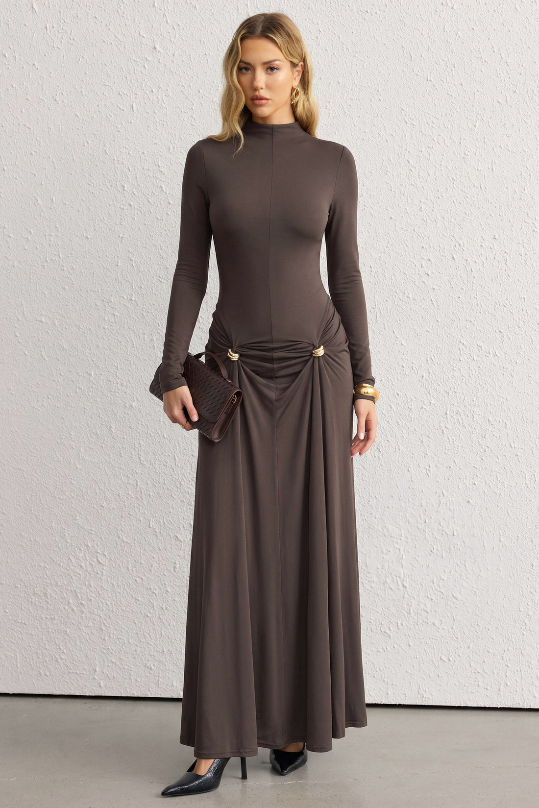 Metallic maxijurk met ruches en lange mouwen