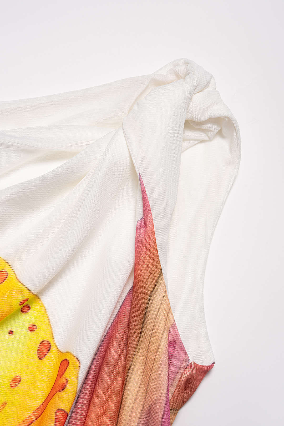 Bloemenprint mesh maxijurk met gedraaid detail