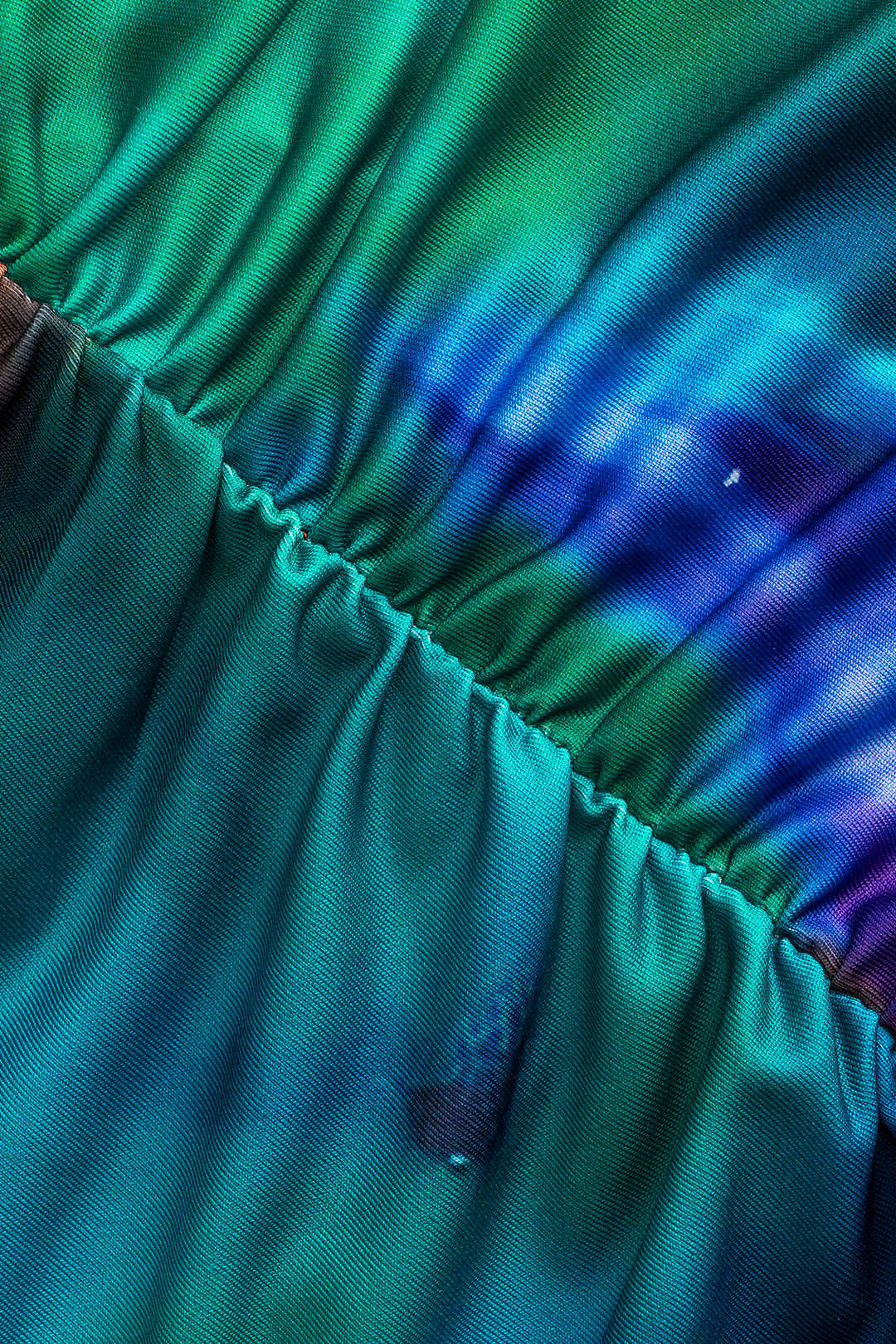 Tie-dye rok met ruches, gedraaid detail en knoopdetail