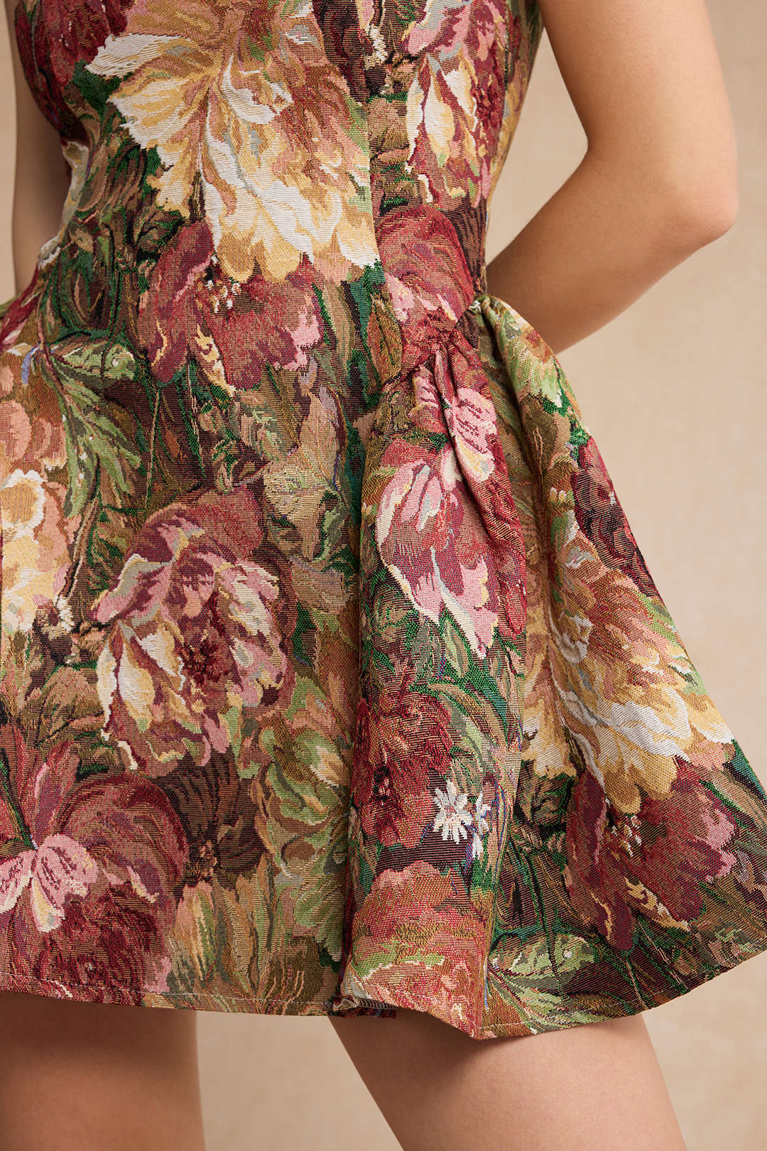 Luna - Jacquard mouwloze minijurk met ruches