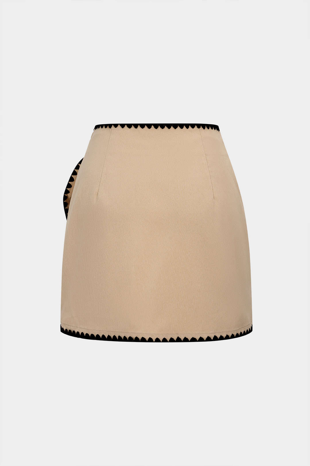Asymmetrische rok met knoopdetail