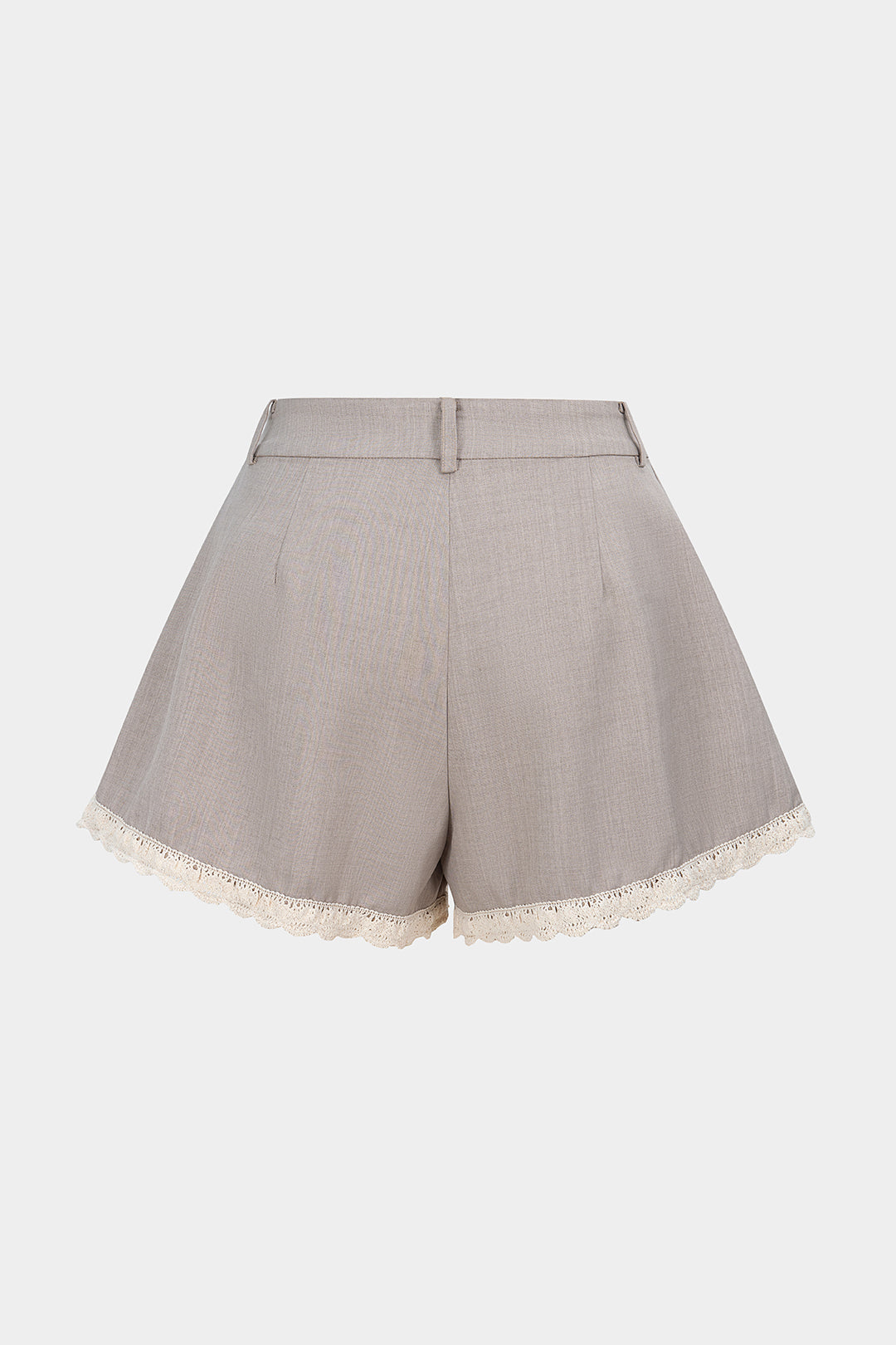 Patchwork short met kanten rand en wijde pijpen