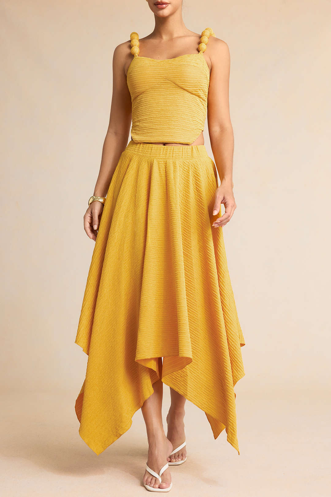 Gestructureerde asymmetrische rok met hoge taille