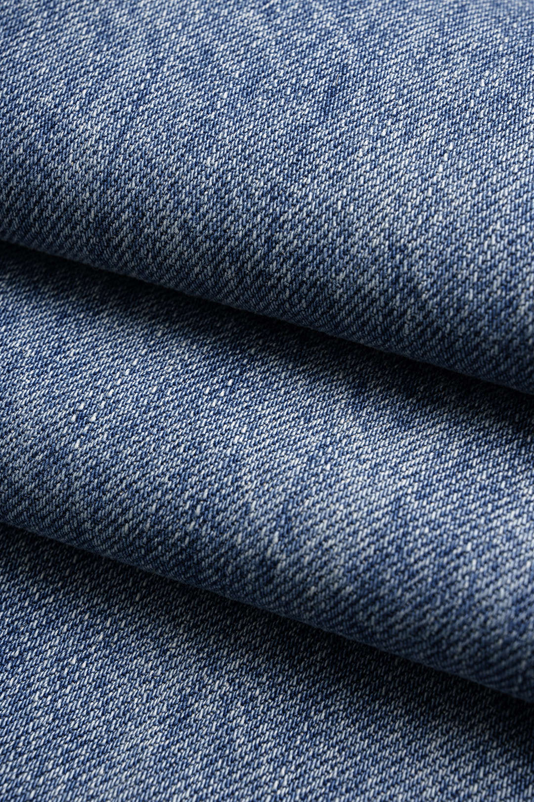 Rosa - Asymmetrische jeans met wijde pijpen